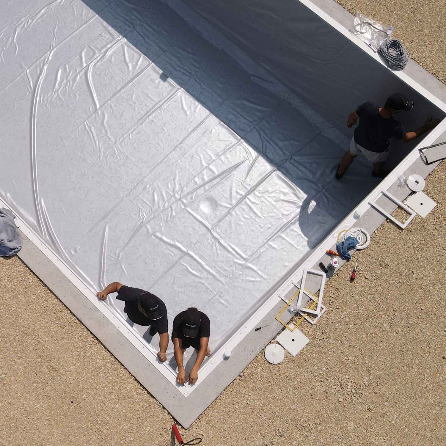 pose liner piscine 